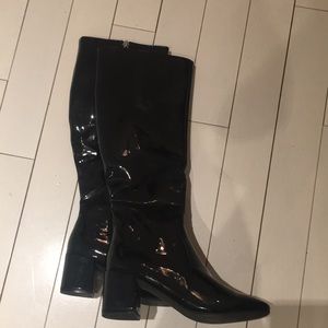 LIQUIDATION SALE * $10 *    Design Lab patent leather boots